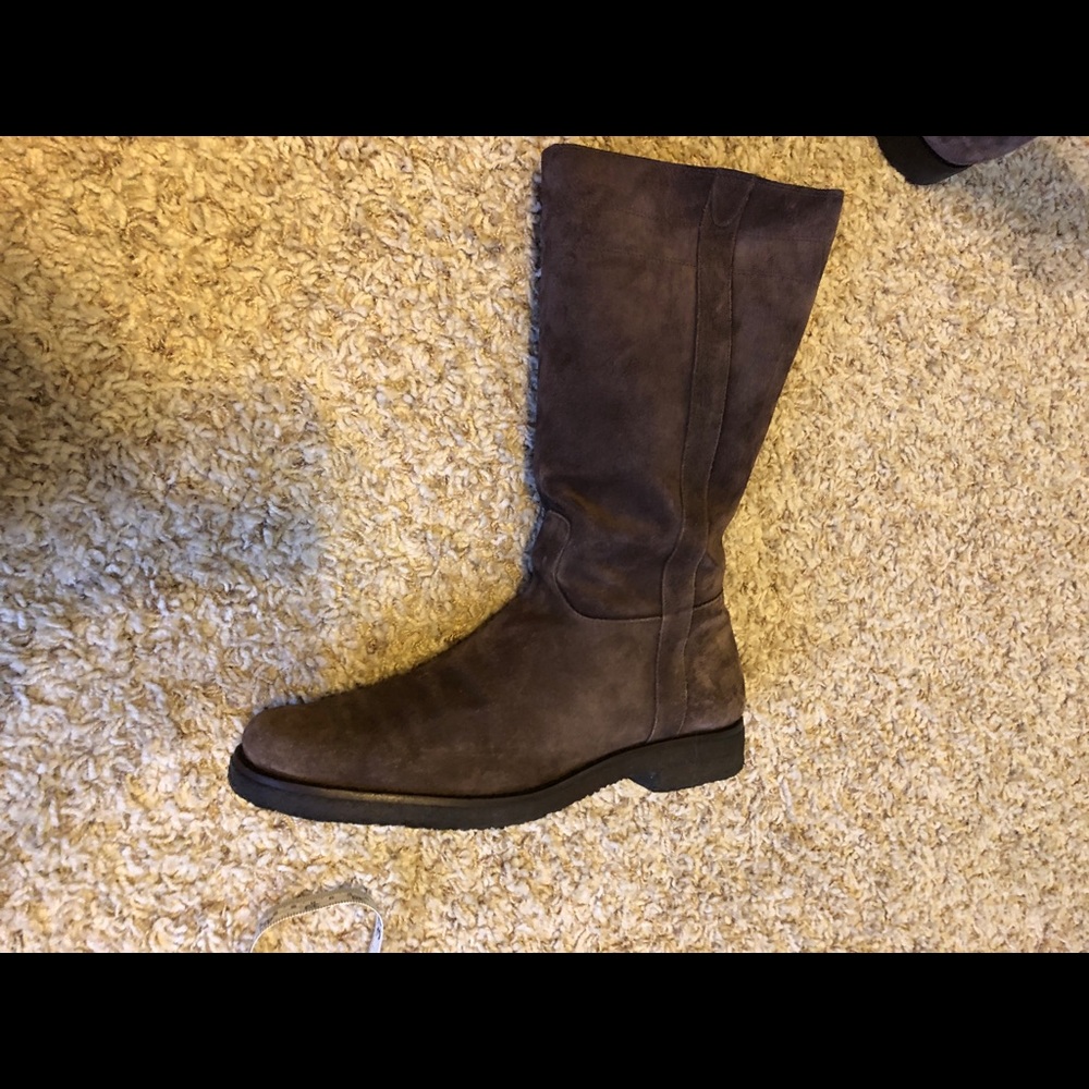 Brown Suede zip up boots - Picture 7 of 8